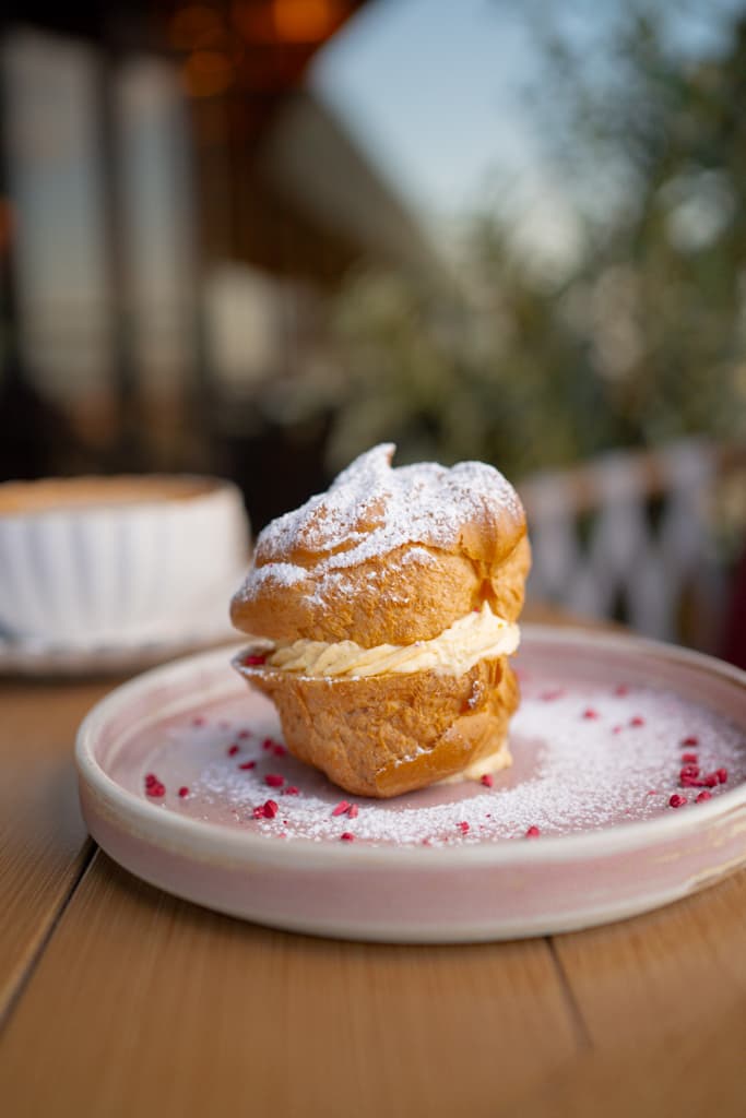 Desserts · Desery