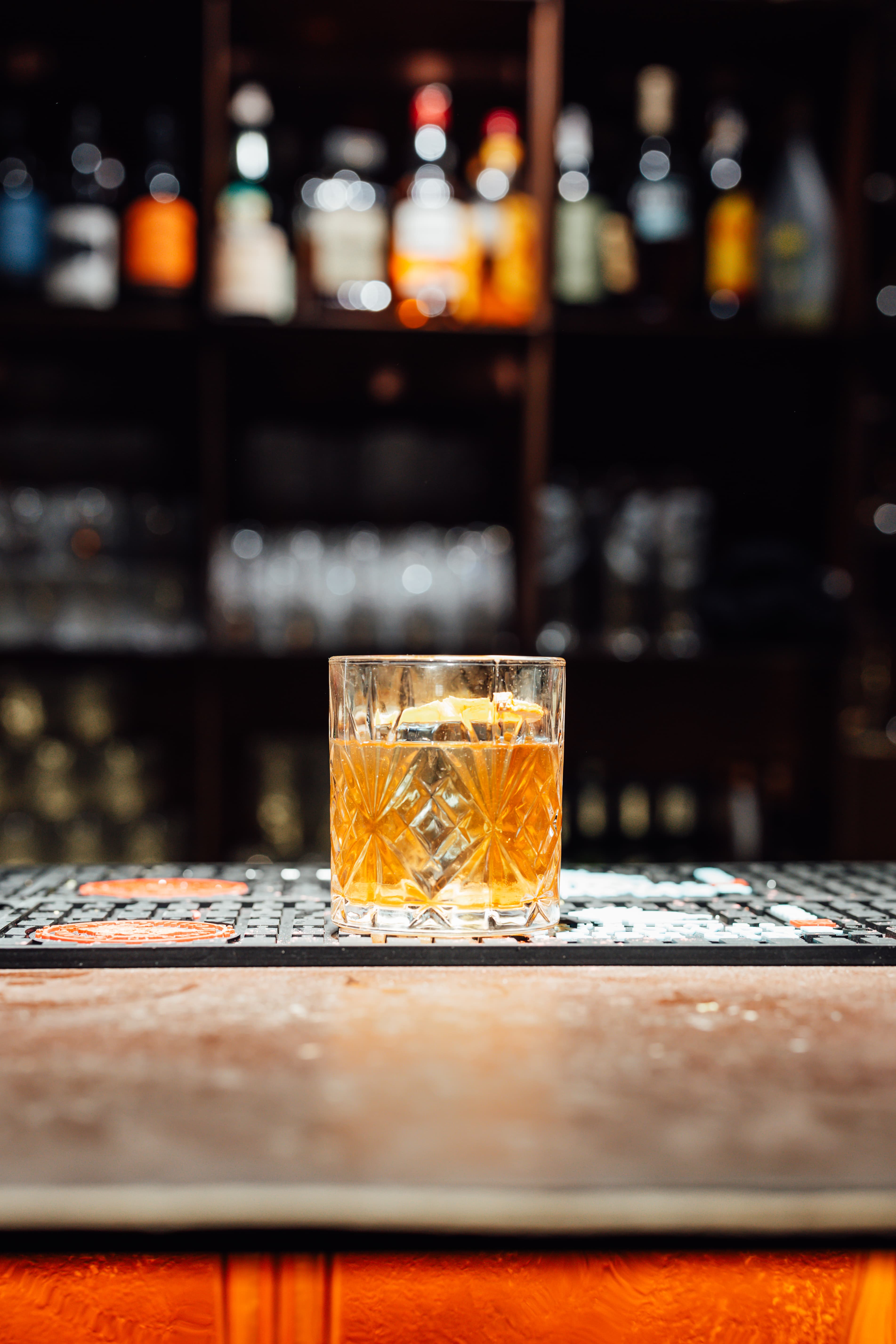 Signature cocktails & skybar